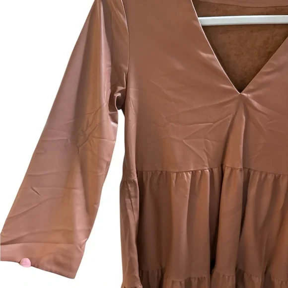 Zara AW21 Beige-Pink Vegan Leather V Neck Short Tiered Dress Size XS - Picture 4 of 6